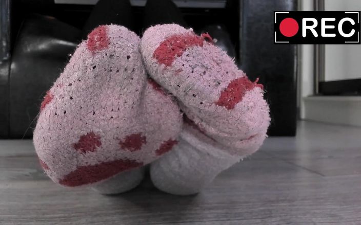 Feet lady: Old Fruzz Socks