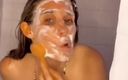 Sarah Starr 2020: Făcând un duș în timp ce soțul meu și prietenii lui stau...