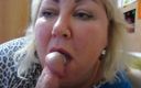 Sweet July: Femeie mare și țâțoasă suptă bine și umplută de spermă în gură