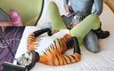 Nylon Xtreme: Nora Fox este Lion Cheetara