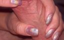 Latina malas nail house: Sparkle Nails Ordenhando e afiando ejaculação
