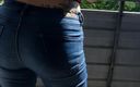 Perwerspaar Bi: Збуджена жінка писяє в штани