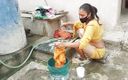 Your Soniya: De Indische stiefzus was kleren aan het wassen toen ze...