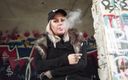 Fetish Videos By Alex: सुनहरे बालों वाली महिला इलेक्ट्रॉनिक सिगरेट पीती है