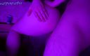 Violet Purple Fox: 젖은 보지에 큰 자지를 원하는 보짓물 가득한 소녀