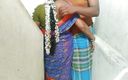 Priyanka priya: Дезі тітонька з довгим волоссям займається сексом зі слугою