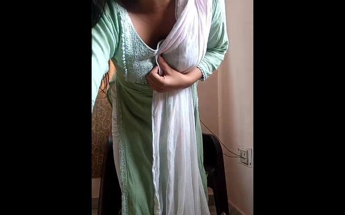 Indian Tubes: Anamika_24 Brand New Video.