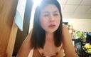 Sexy asian girlfriend: Une jolie fille asiatique se fait prendre en levrette, vue...