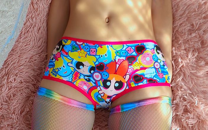 Lolipop vids: Petite Mexican Girl Wearing Her Favorite Cartoon Panties
