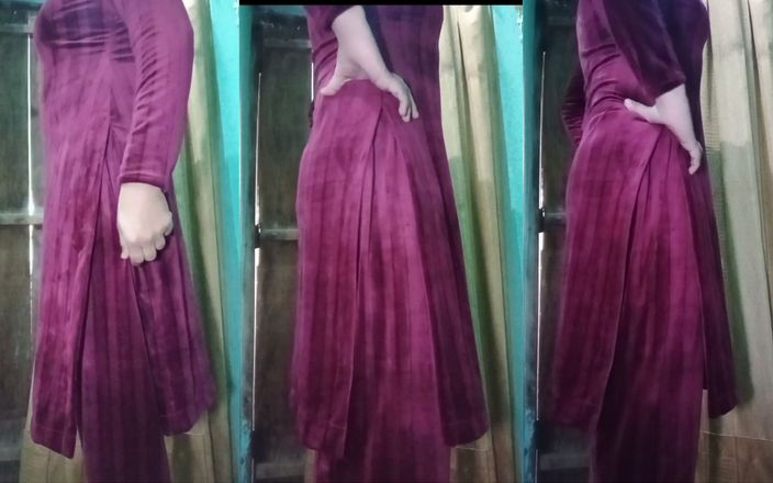 Gaurisissy: Indisk transgender Gaurisissy ser sexig ut i rosa Salwar Kurta...