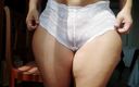 Sensesex 1989: Горничную застукали во время измерения одежды ее босса