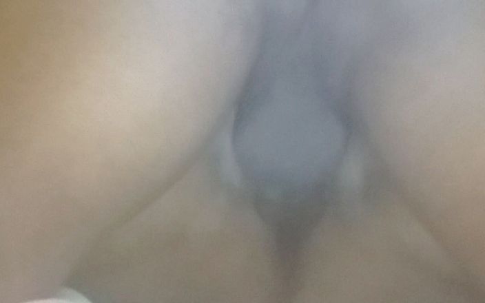 Sex and Cum Inside: Video creampie buatan rumah