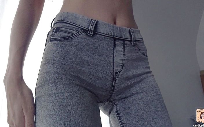 Stepdaughter Candice: Adolescente magrinha jeans experimenta em transporte