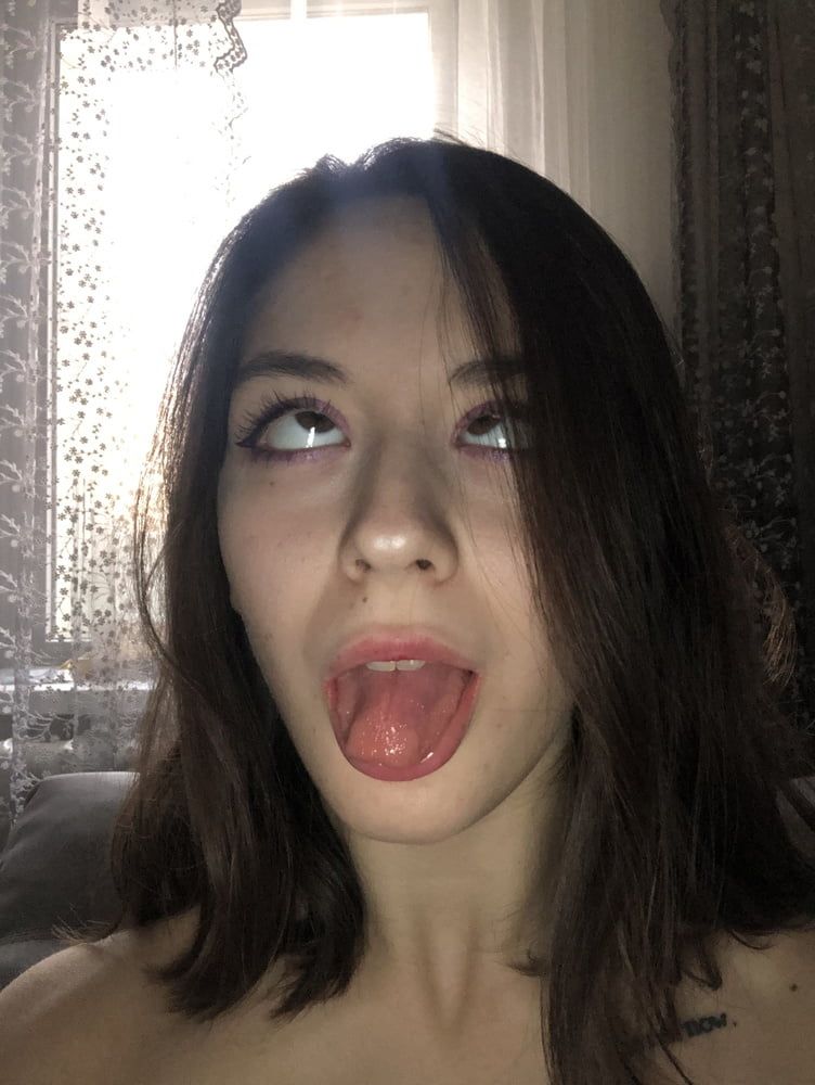 Ahegao Teen 18+