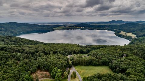 Am Laacher See fand der letzte Vulkan-Ausbruch vor knapp 13.000 Jahren statt