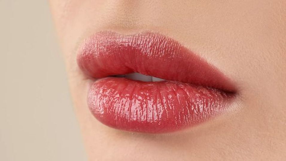 Pflegender Lippenstift für vollere Lippen