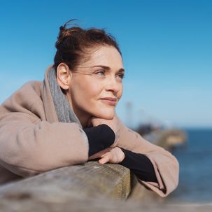 Verfrühte Menopause: An 2 Anzeichen erkennst du die Wechseljahre