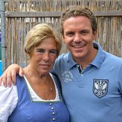 Stefan Mross und seine Mutter Stephanie Mross 2013 am Set der ARD-Show "Immer wieder Sonntags"