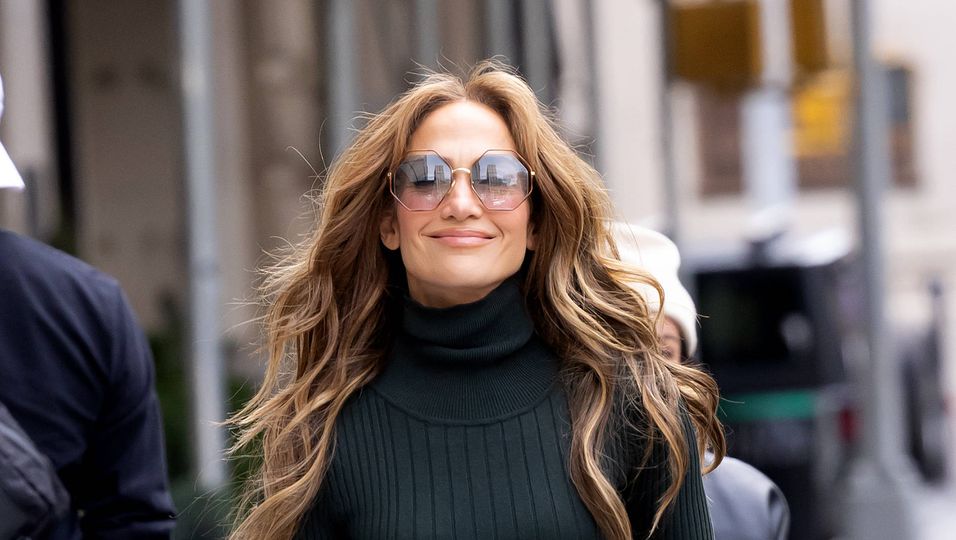 J.Lo: Ihr bequemer Wohlfühl-BH liegt voll im Trend