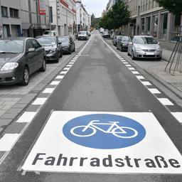 Die Fahrradstraße in der Saarbrücker Hohenzollernstraße
