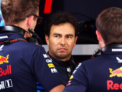 Perez prijst Verstappen: "Zijn beste weekend in tijden"