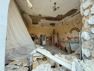 З початку повномасштабного вторгнення росіяни пошкодили в Україні понад 200 тисяч будівель  - NYT