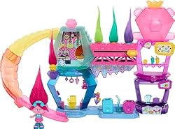 Mattel DreamWorks Trolls Band Together Toys, Mount Rageous Playset with Queen Poppy Small Doll & 25+ Accessori