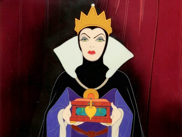 Reports: Disney World Casts Male Performer as Evil Queen from ‘Snow White’