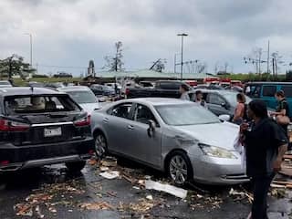 Dodelijke tornado richt spoor van vernieling aan in de VS