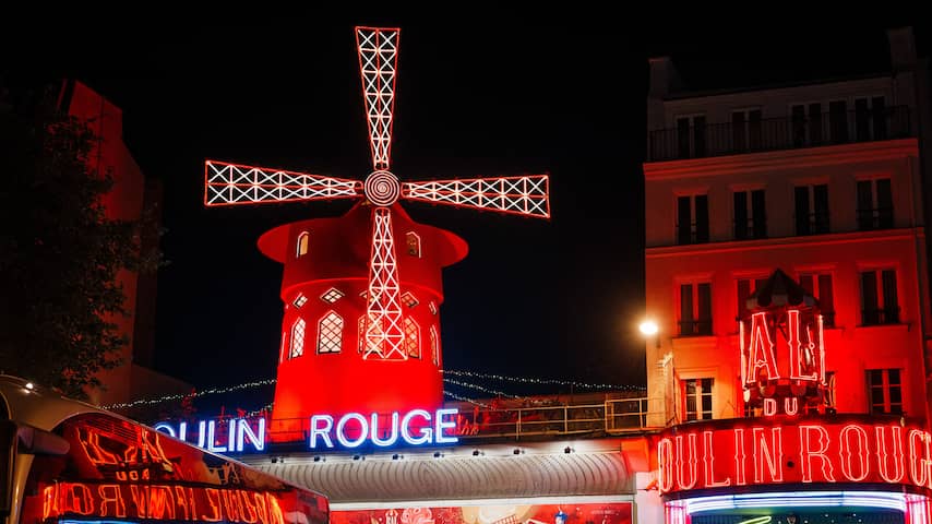 Beroemd Parijs cabarettheater Moulin Rouge verliest wieken van molen