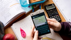 Ist ein Handyverbot in deutschen Schulen möglich?
