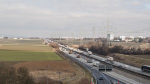 Kein Ausbau der A5 auf zehn Spuren