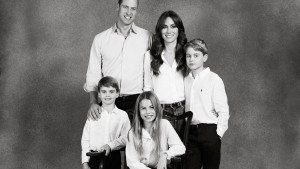 Royals veröffentlichen Fotos ihrer Weihnachtskarten