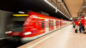 S-Bahn-Tickets sollen Dieselfahrer trösten 