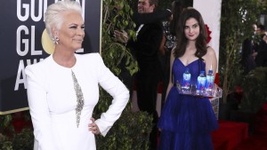 Diese Frau schmuggelt sich in alle Golden-Globes-Bilder