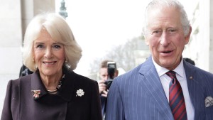 König Charles III. und Camilla reisen mit dem ICE nach Hamburg