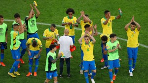 Brasilien als Gruppenerster im Viertelfinale