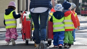 Zahl der unter Dreijährigen in deutschen Kitas steigt
