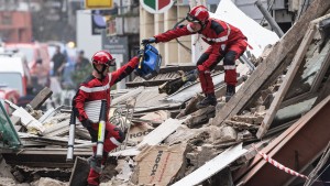 Mindestens ein Toter nach Hauseinsturz im nordfranzösischen Lille