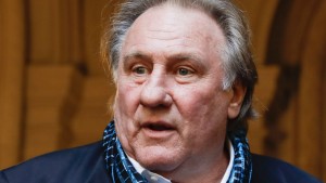 Gegen Gérard Depardieu wird weiter wegen Vergewaltigung ermittelt