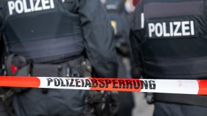 Zwei Ukrainer vor Einkaufszentrum in Bayern getötet
