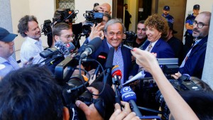 Freispruch für frühere Fußballfunktionäre Blatter und Platini