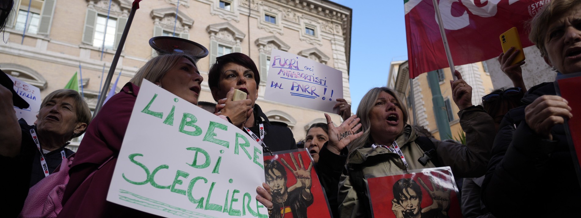 Frauen sollen bei Gesprächen zu Schwangerschaftsabbruch eingeschüchtert worden sein