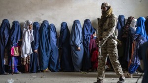 Die Taliban wollen wieder Frauen steinigen