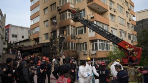 Brand in Istanbuler Club: Umbau wohl illegal
