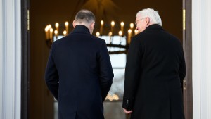 „Wunderwerk der Versöhnung“ – Steinmeier bei Gedenkfeier in Warschau