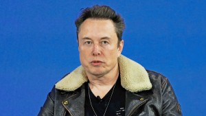 Elon Musk ist fast 100 Milliarden Dollar reicher