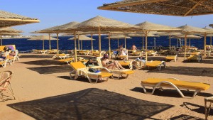 Urlaubskonzerne sagen Reisen nach Ägypten ab