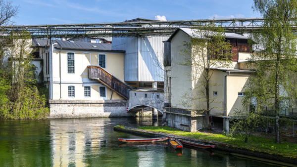 Papiermachermuseum am Ufer der Traun