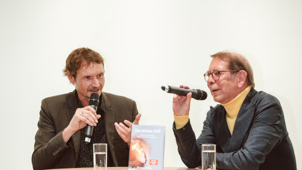 Norman Ohler im Gespräch mit Claudius Seidl am F.A.Z-Stand auf der Frankfurter Buchmesse 2023